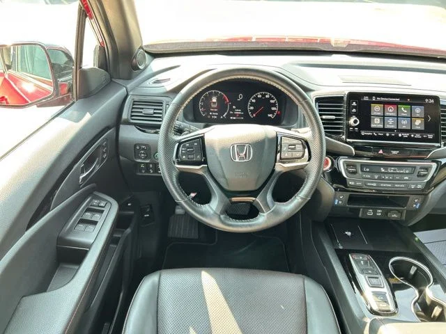 Used 2025  Honda Black Edition image 23