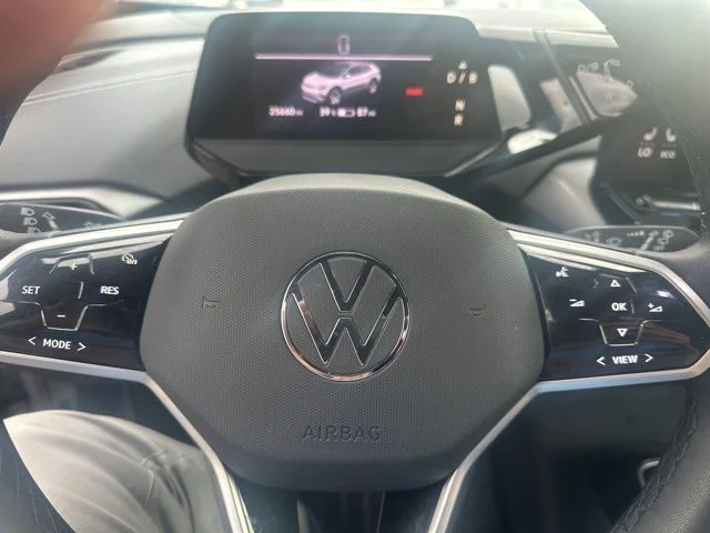 Certified Used 2023 Silver Volkswagen Pro S image 19