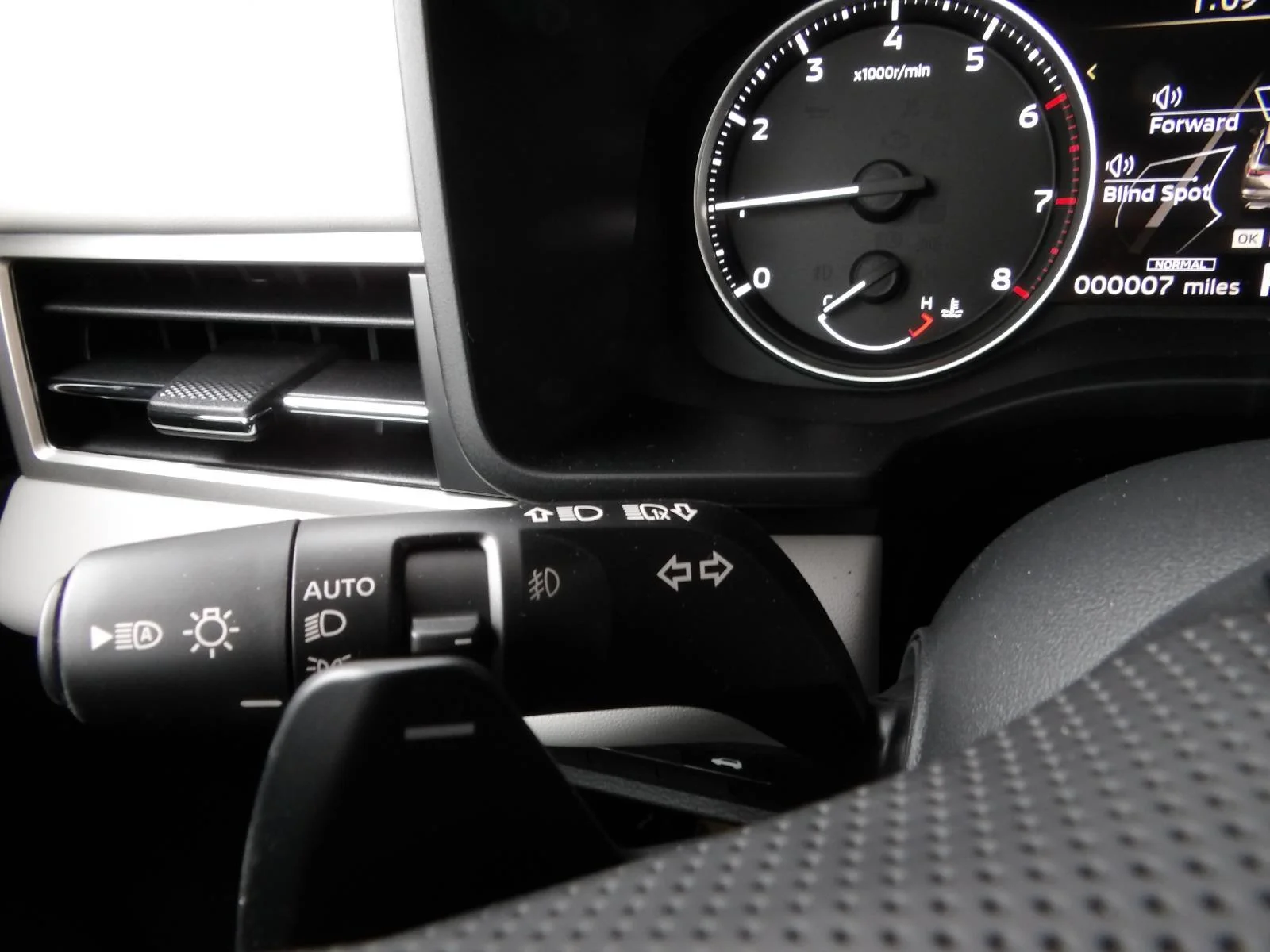 2026 Mitsubishi Outlander SE - Photo 32
