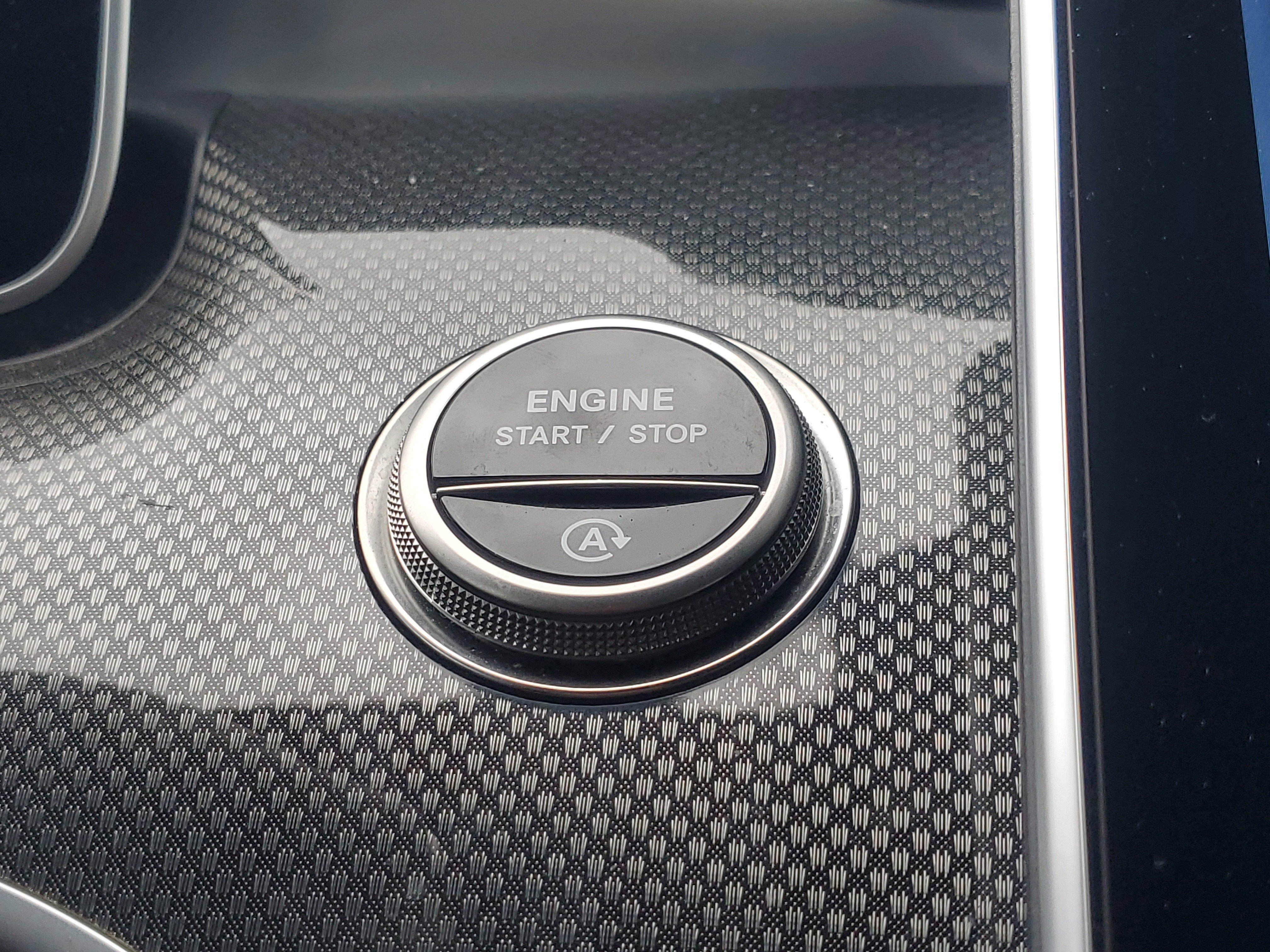 Used 2025 Black Mercedes-Benz CLE 300 image 28