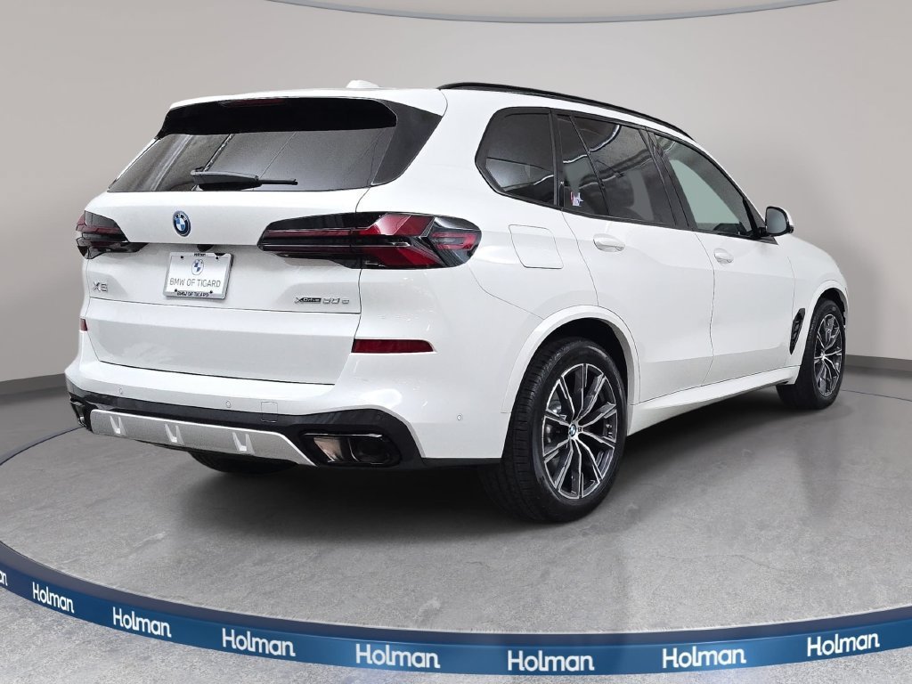 New 2026 Alpine White BMW xDrive50e image 5