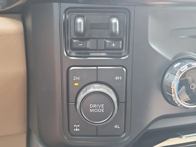 New 2026 Gray Metallic Ford Lariat image 29