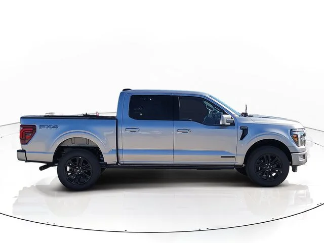 New 2026 Silver Metallic Ford Platinum image 4