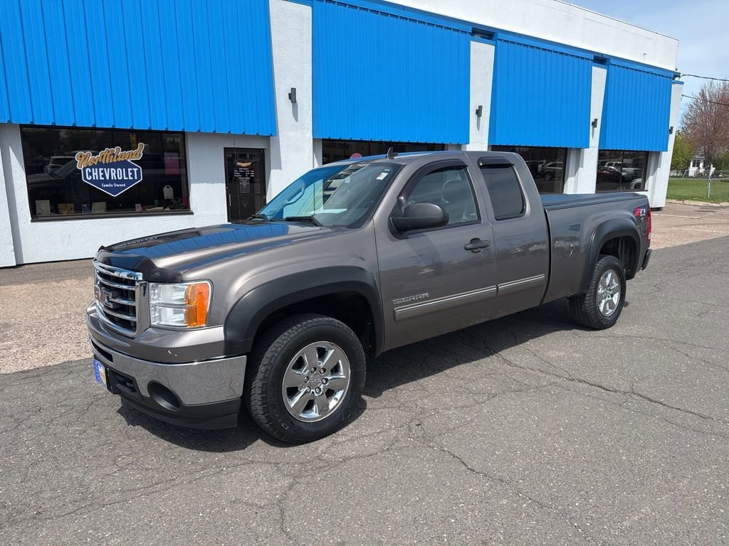 2013 GMC Sierra 4WD Extended Cab SLE MWB's photo