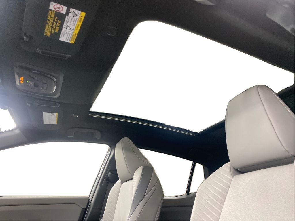 New 2026 Overcast Toyota  XSE image 11