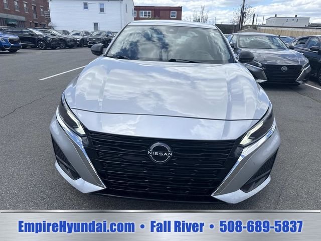 Used 2024 Brilliant Silver Metallic Nissan 2.5 SV image 10