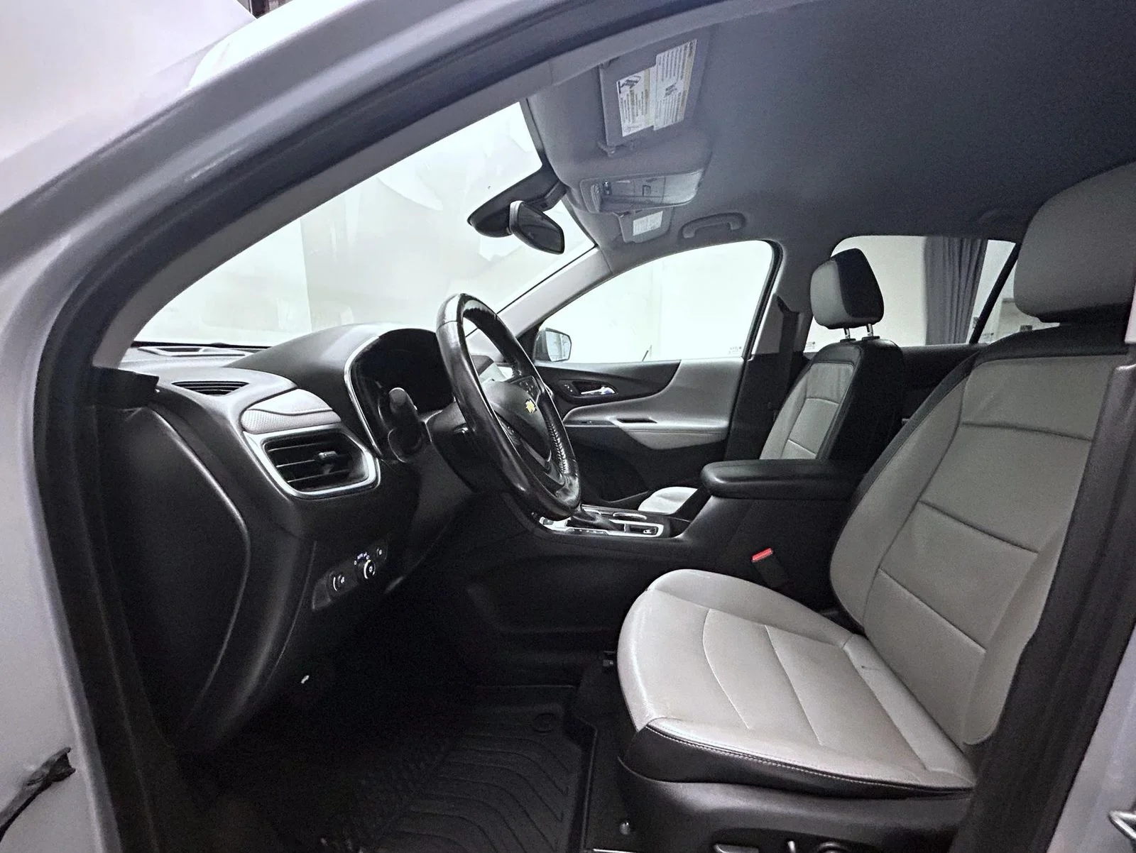 Used 2018 Silver Chevrolet Premier image 10