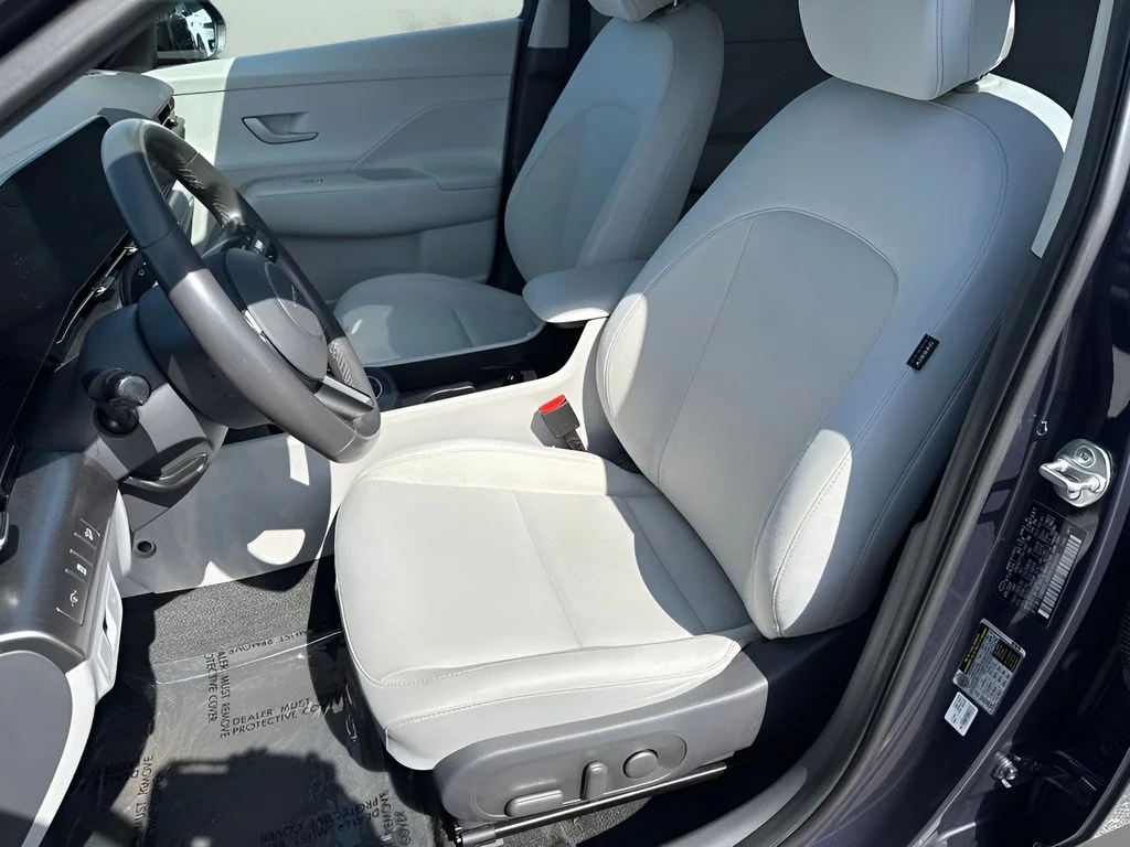 Used 2024 Blue Hyundai SEL image 9