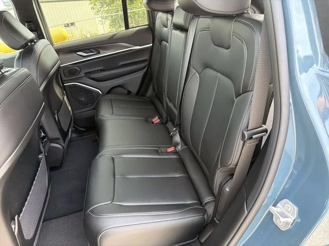 New 2026 Steel Blue Exterior Paint Jeep Limited image 13