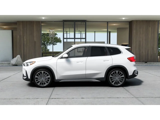 New 2027 Mineral White Metallic BMW  image 4