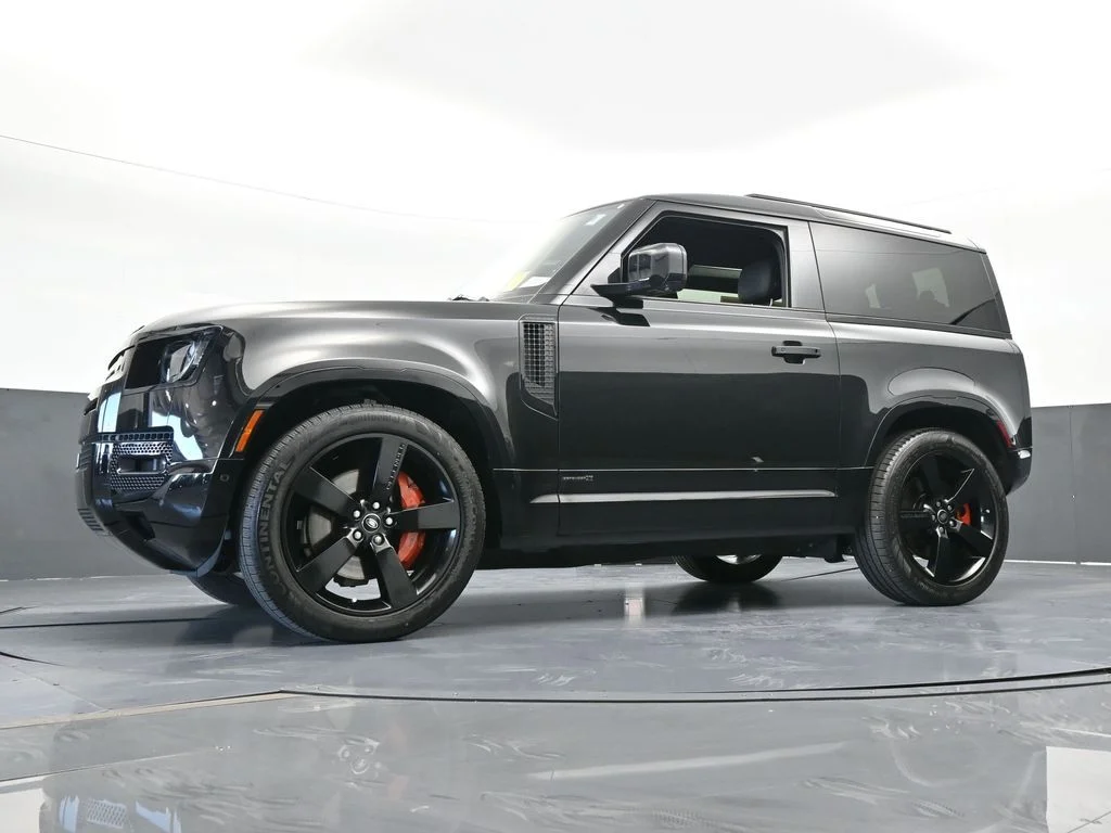 Used 2023 Black Land Rover X image 56