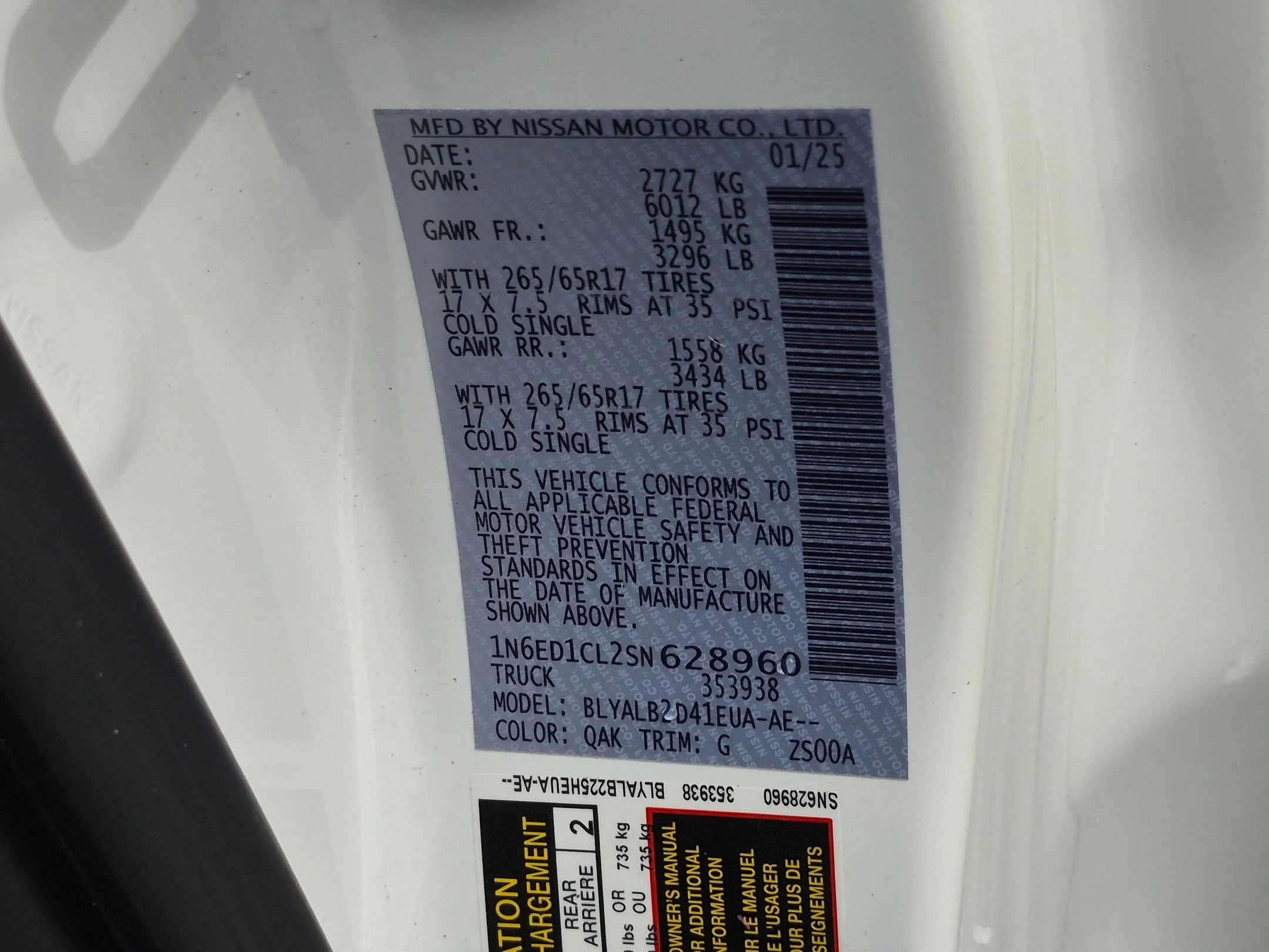 Used 2025 Glacier White Nissan SV image 26
