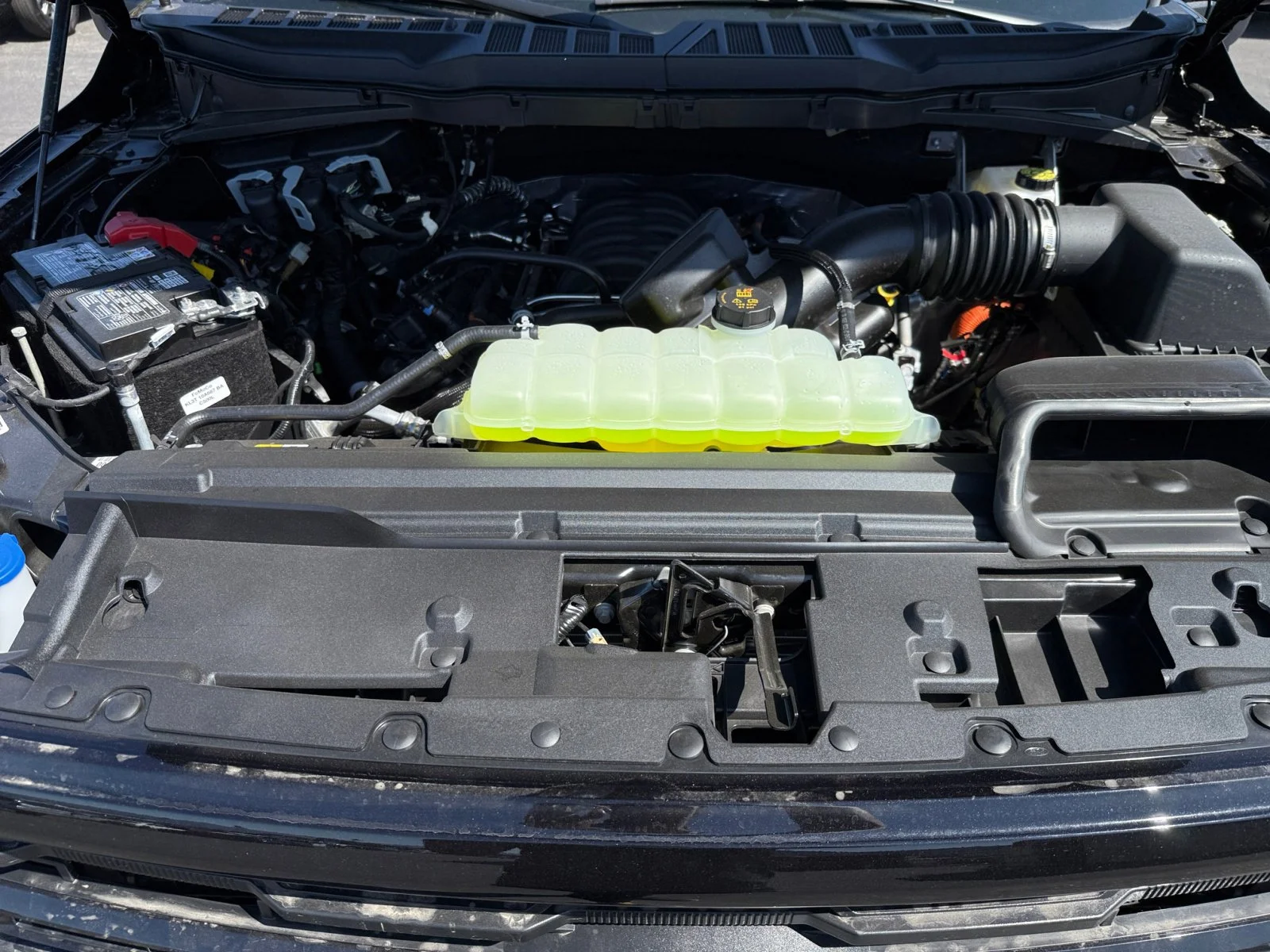 2025 Ford F-150 XLT - Photo 20