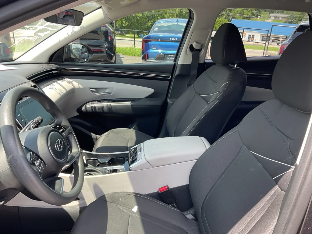 Used 2022 Portofino Gray Hyundai SEL image 16