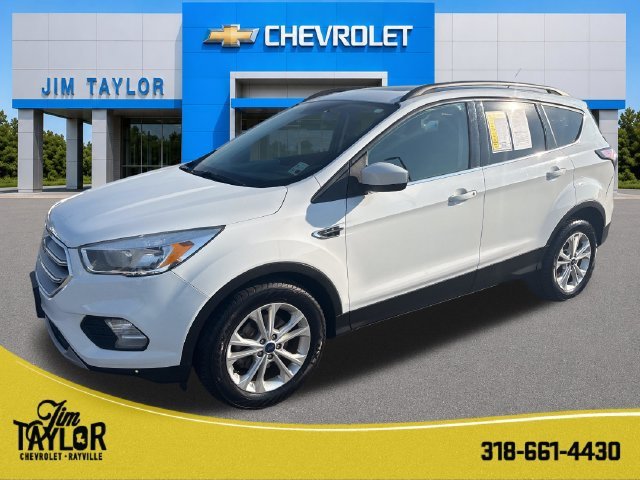 Used 2018 White Ford SE image 8