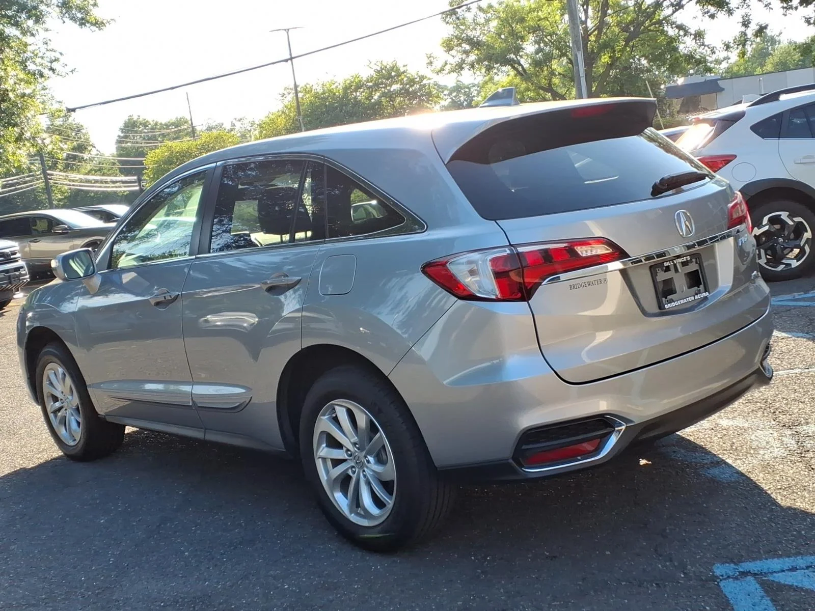 Used 2017 Lunar Silver Metallic Acura AWD with AcuraWatch Plus image 6