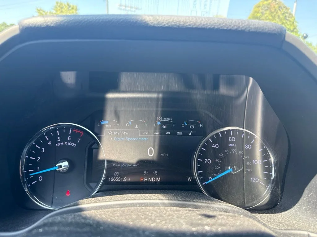Used 2019 Black Ford XLT image 10