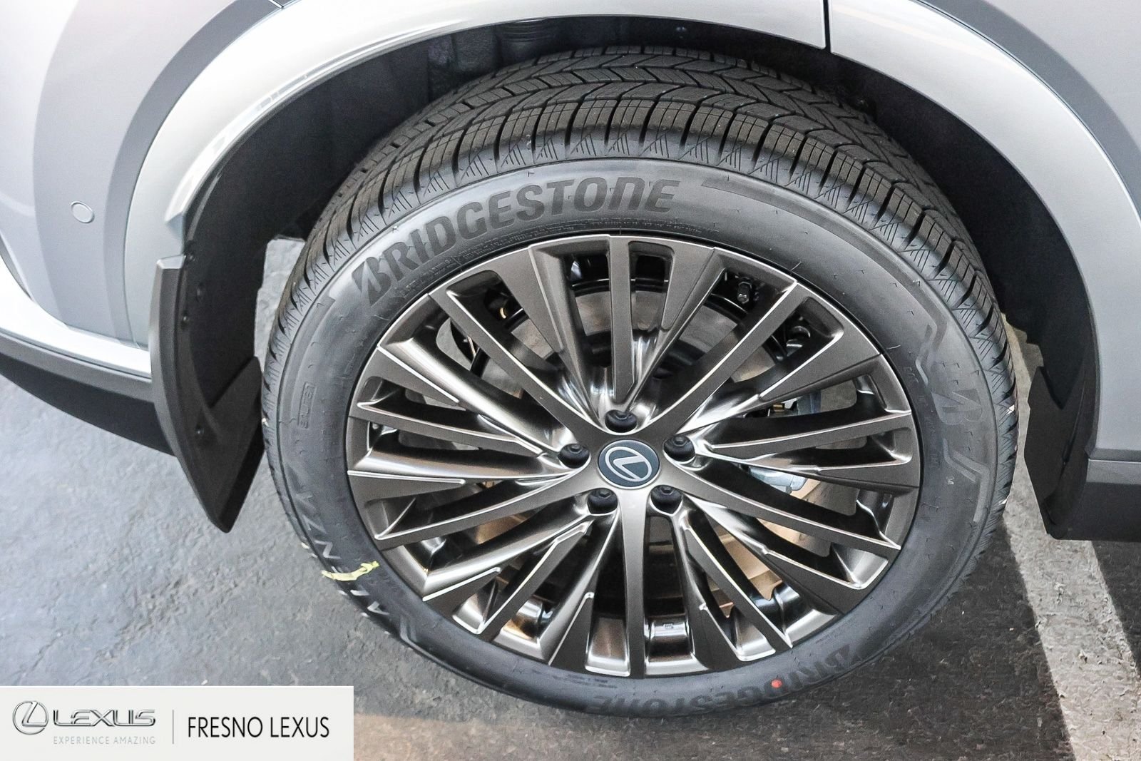 New 2026 Iridium Lexus RX 350h LUXURY AWD image 8