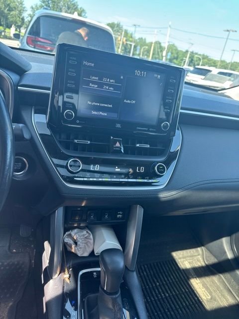 Used 2022 Gray Toyota XLE image 7