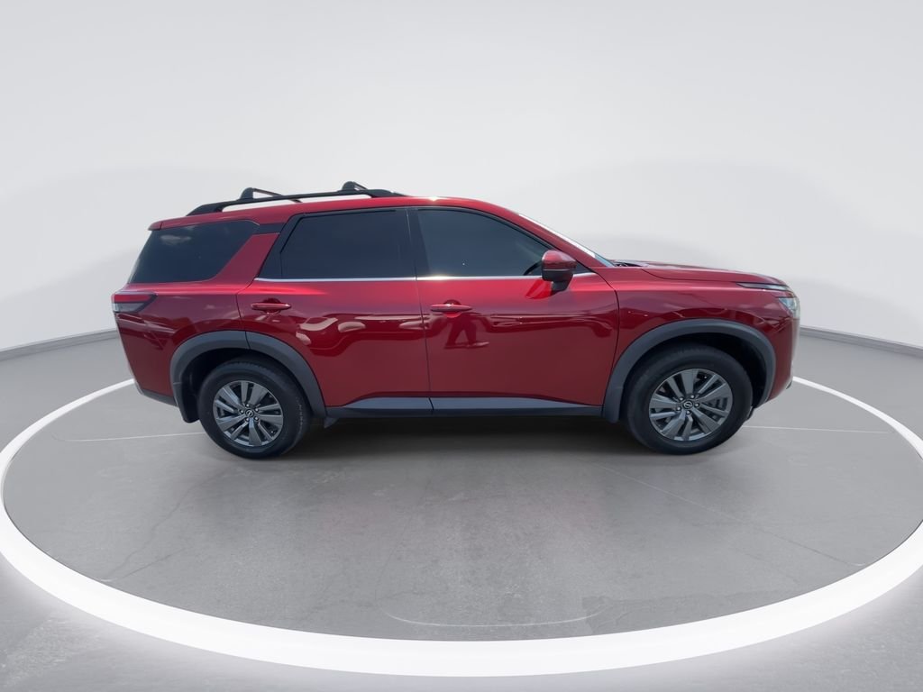 Used 2022 Red Nissan SV image 9