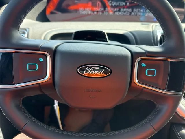 New 2026 Star White Metallic Tri-Coat Ford Platinum® image 21