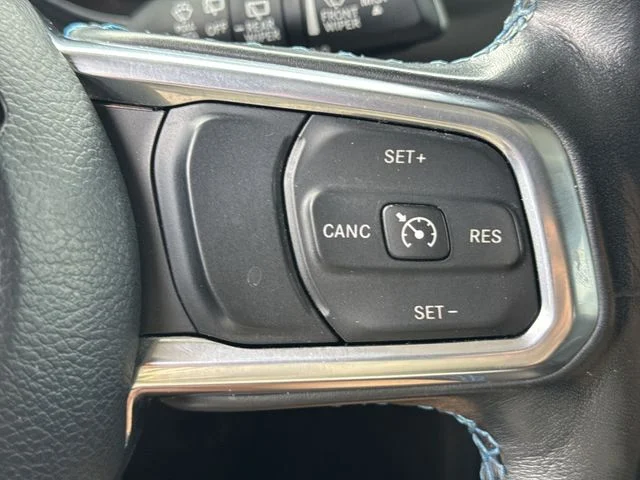 Used 2022 White Jeep Unlimited Rubicon 4xe image 32