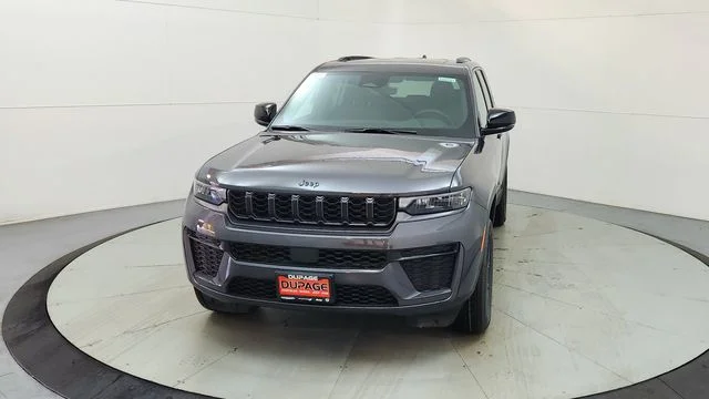 New 2026 Baltic Gray Metallic Clearcoat Jeep Altitude image 2