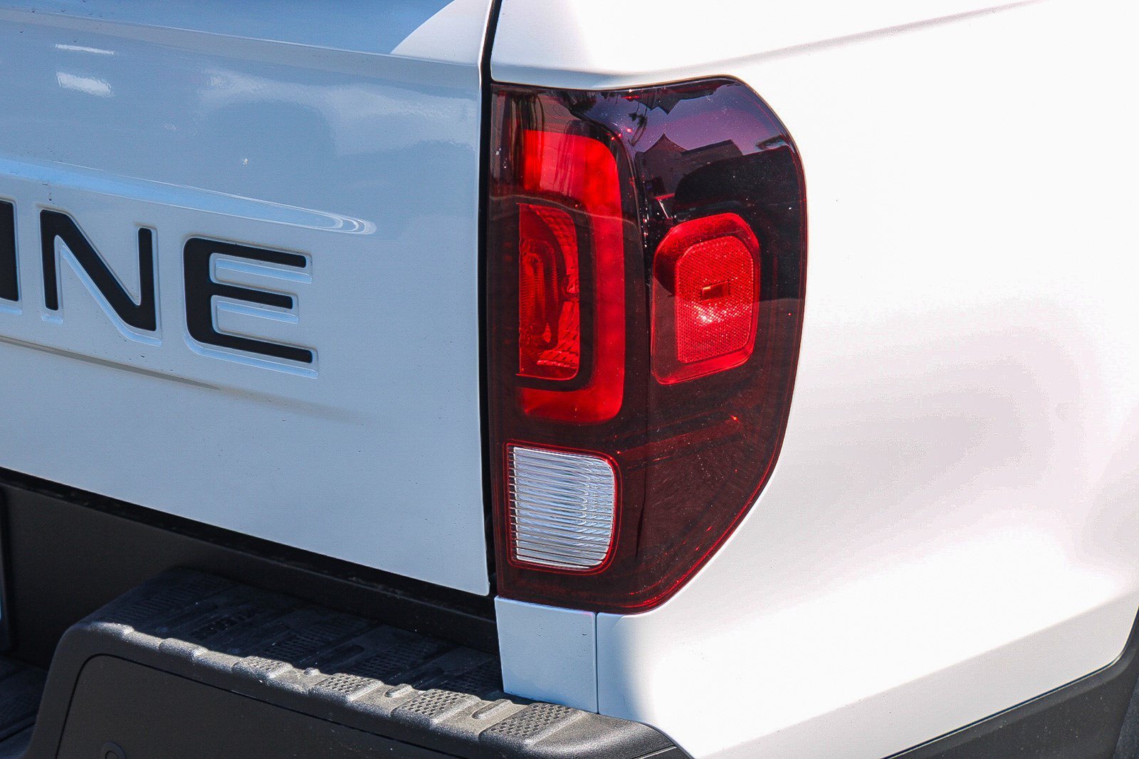 2026 Honda Ridgeline Black Edition - Photo 9