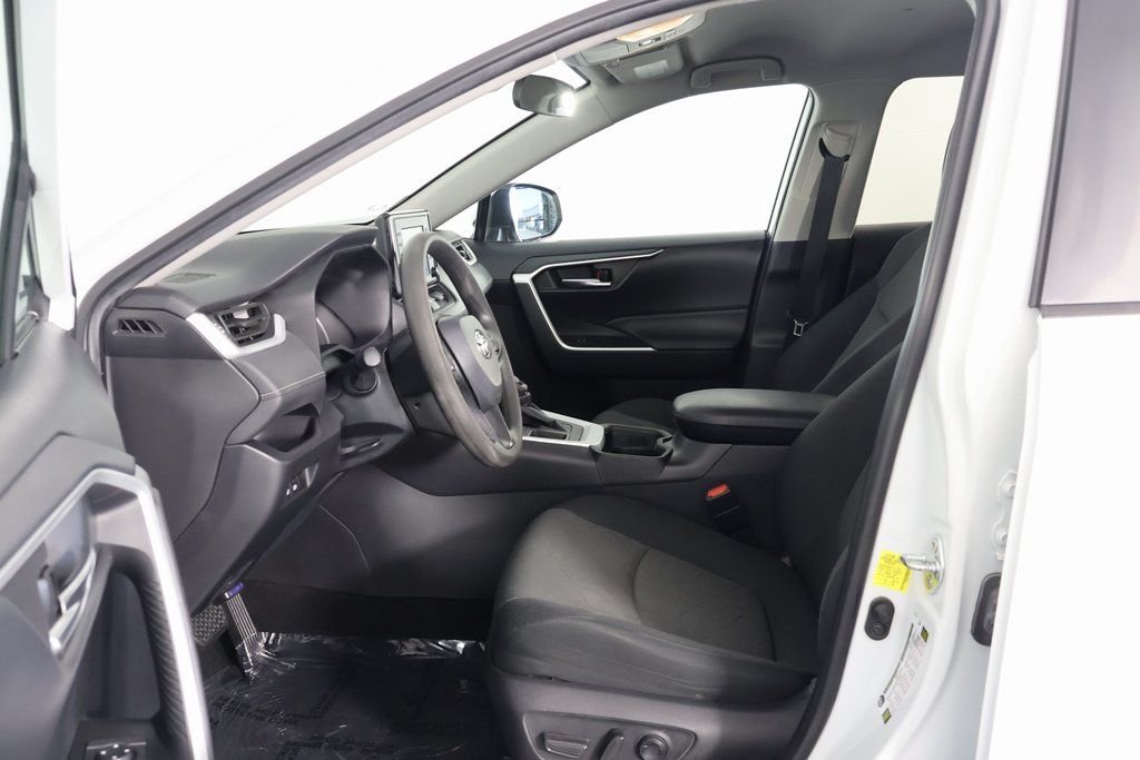 Used 2021 Super White Toyota XLE image 10