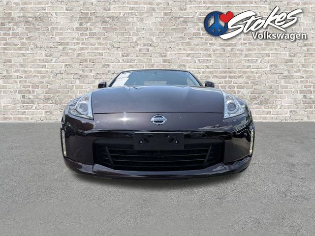 Used 2014 Red Nissan Touring image 8