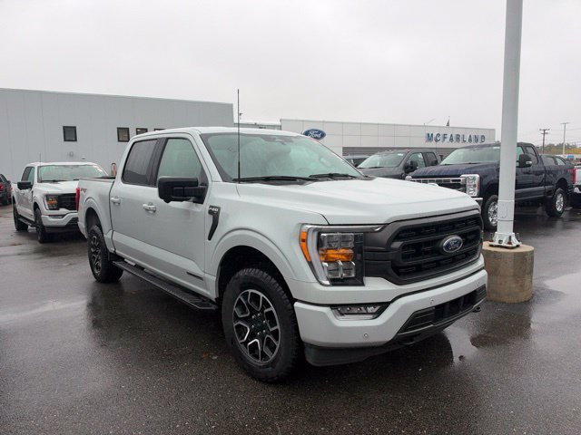 Used 2023 White Ford XLT image 3