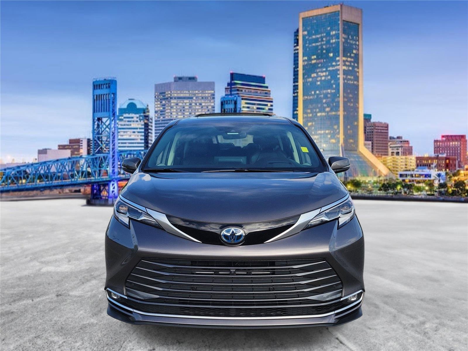 Used 2022 Predawn Gray Mica Toyota Platinum image 5
