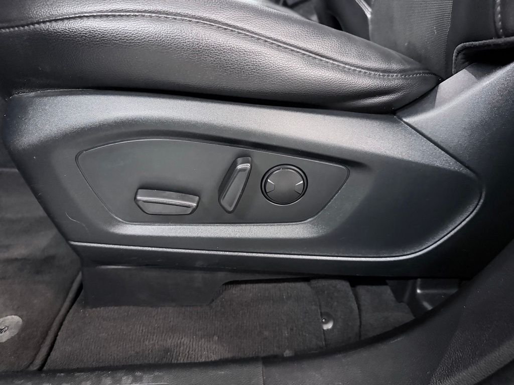 Used 2022 Black Ford Limited image 11