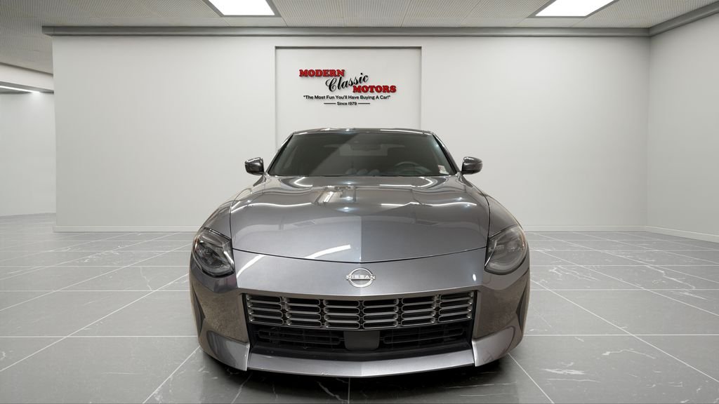Used 2024 Gray Nissan Sport image 8