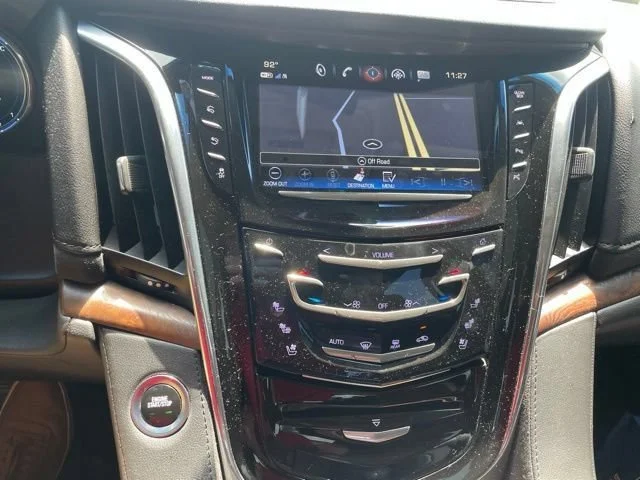 Used 2019 SHADOW METALLIC Cadillac Luxury image 12