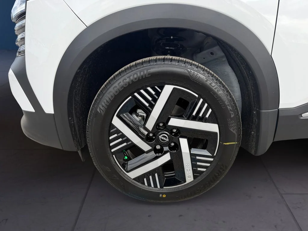 New 2026 White Nissan SV image 9