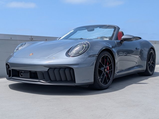 2026 Porsche 911 Carrera 4 GTS