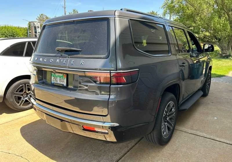 Used 2023 Baltic Gray Metallic Clearcoat Jeep  image 3