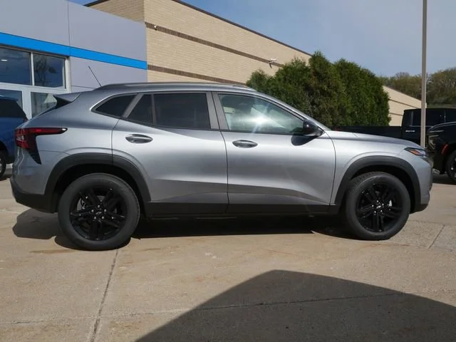 2026 Chevrolet Trax Activ - Photo 8