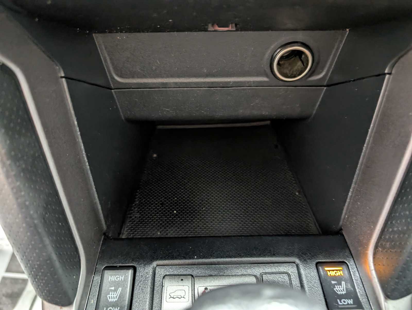 Used 2018 Dark Gray Metallic Subaru Touring image 30
