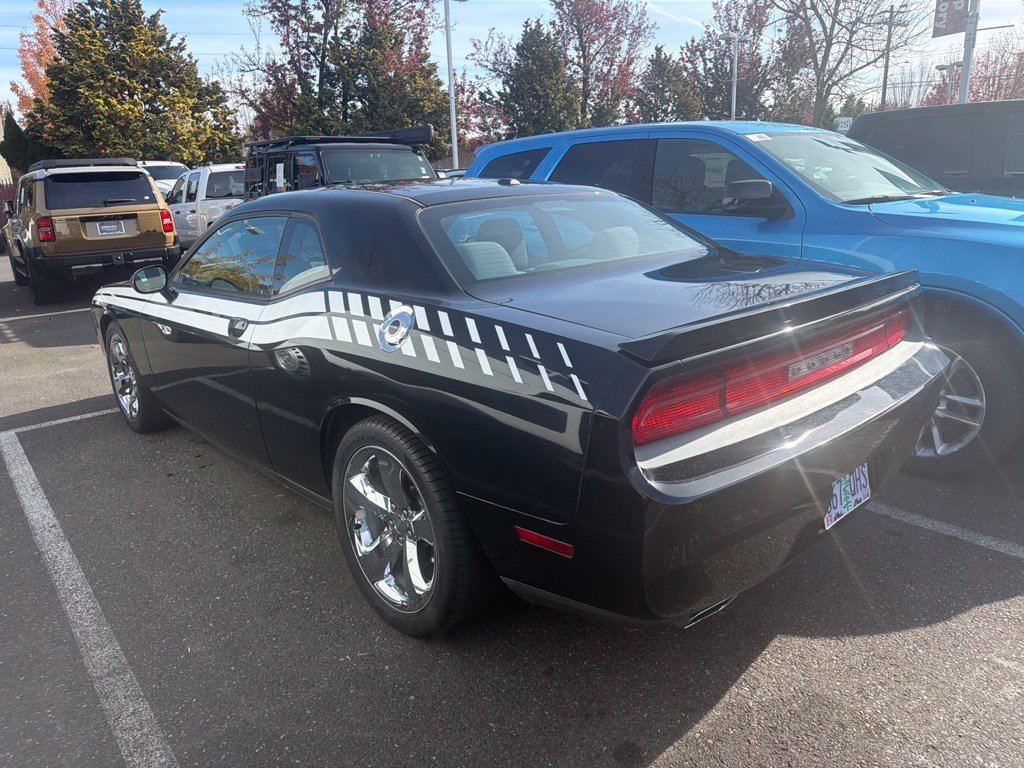Used 2014 Black Clearcoat Dodge R/T image 4