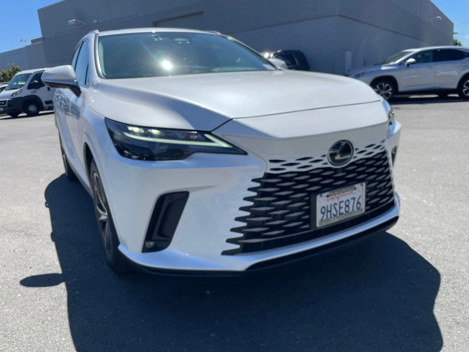 Used 2023 White Pearl Lexus 350h Premium image 4