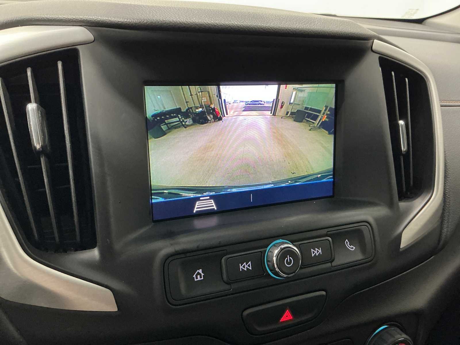 Used 2020 Satin Steel Metallic GMC SLE image 13