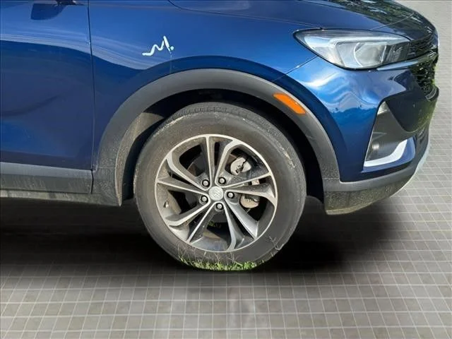 Used 2023 Blue Buick Select image 11