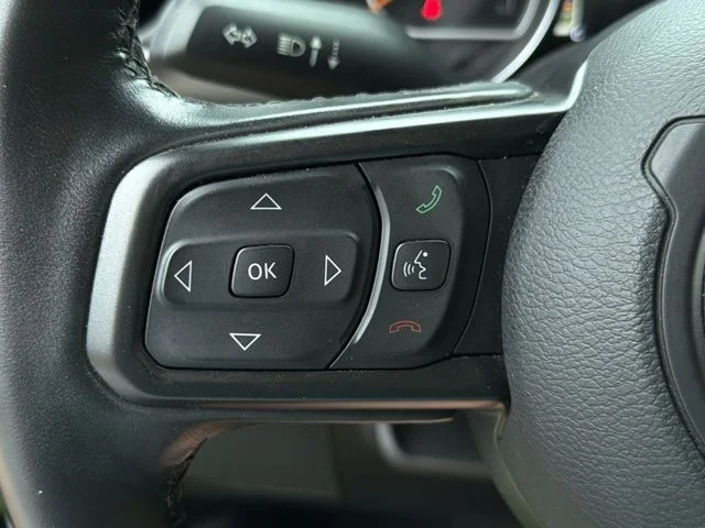 Used 2022 Black Jeep Willys image 28