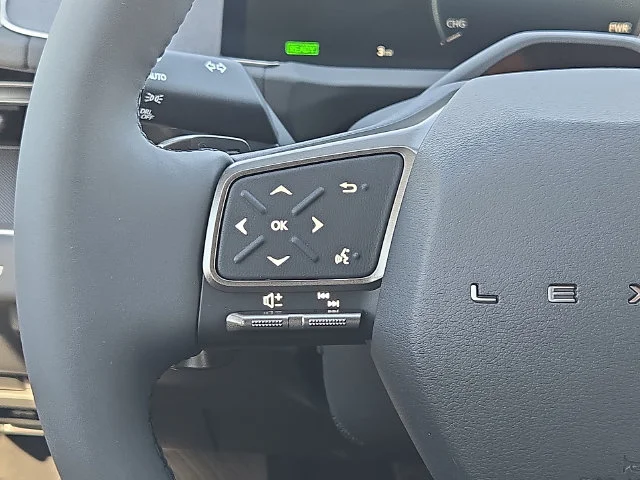 New 2026 Ultra White Lexus PREMIUM image 24