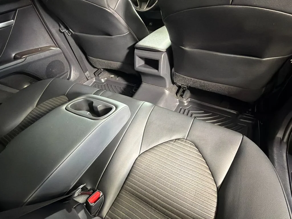 2021 Toyota Camry SE - Photo 29