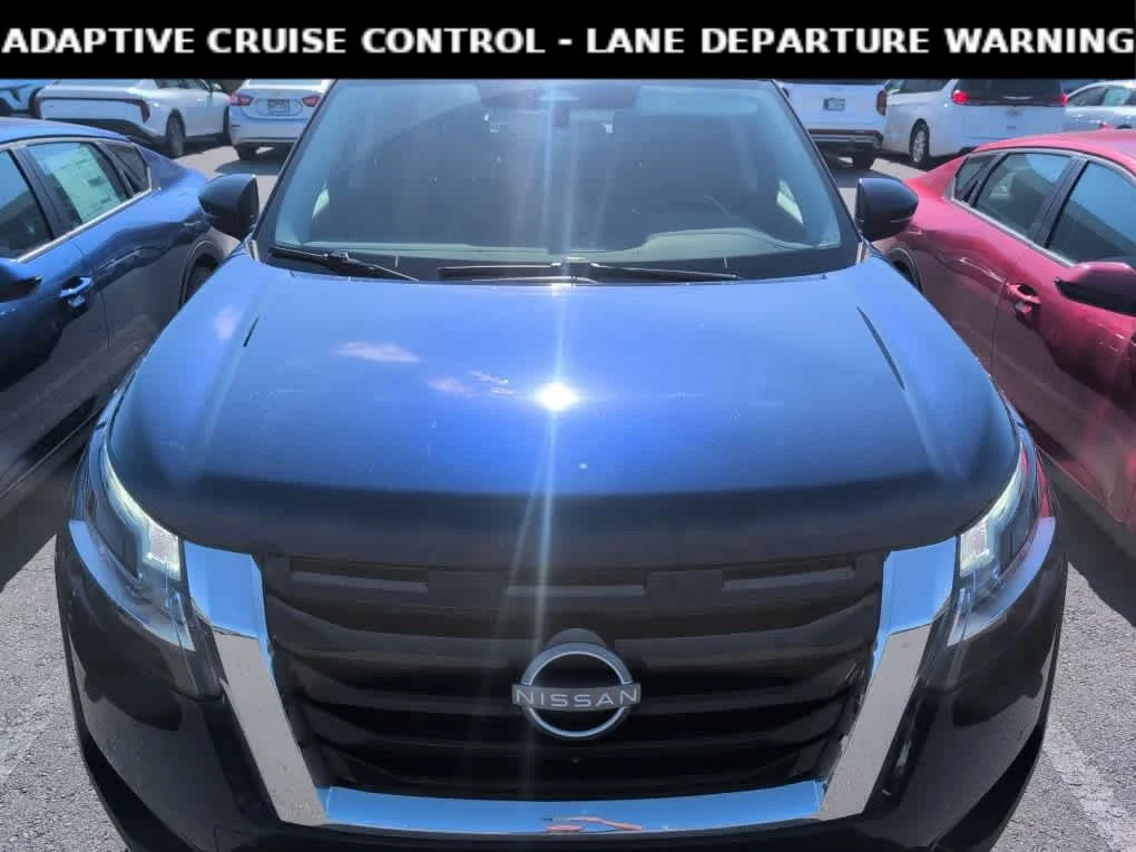 Used 2022 Deep Ocean Blue Pearl Nissan SL image 2