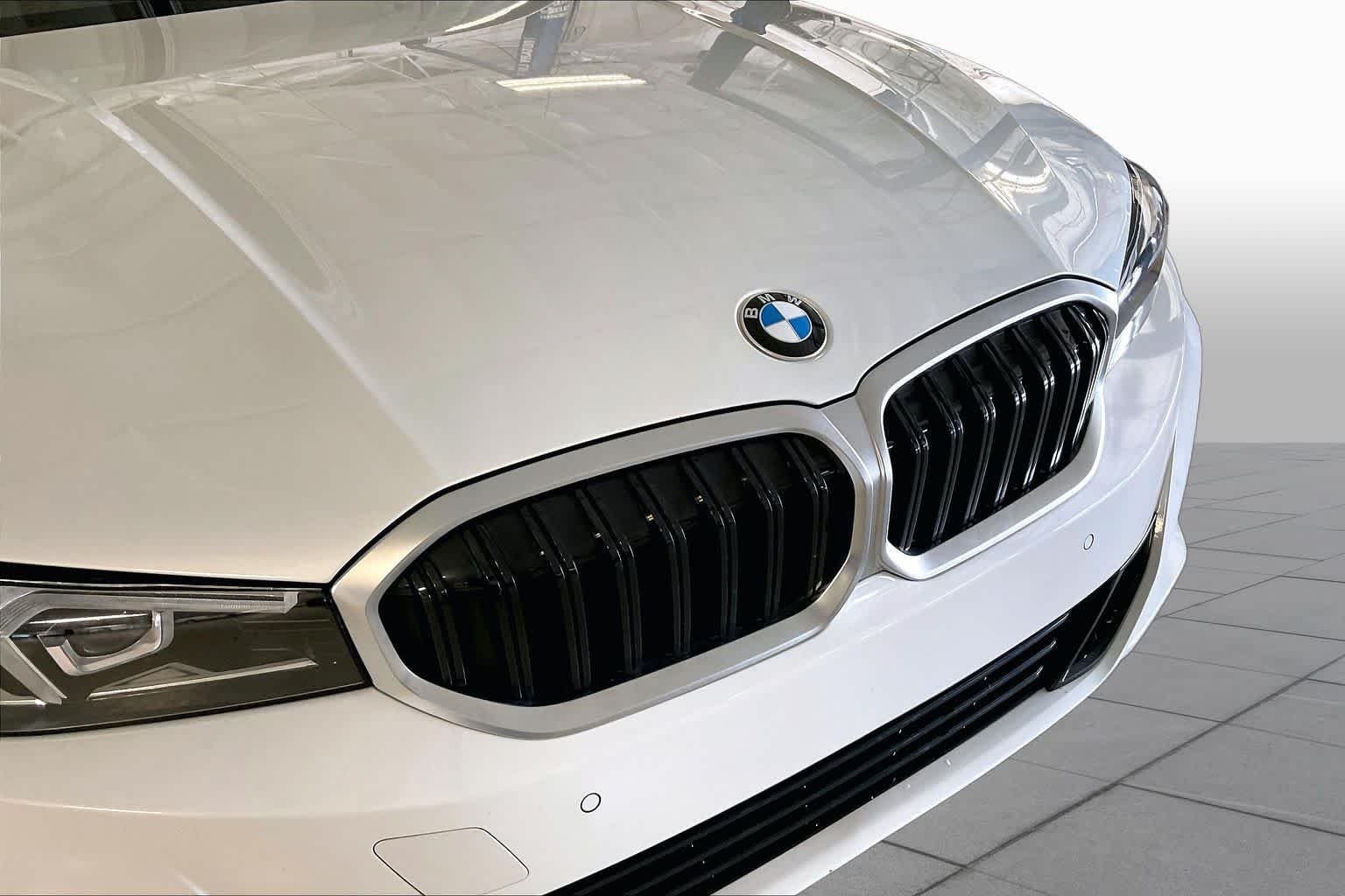 Certified Used 2023 Mineral White Metallic BMW 330i xDrive image 30