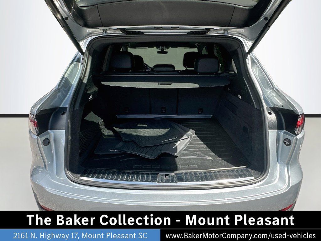 Used 2021 Silver Porsche Base image 28